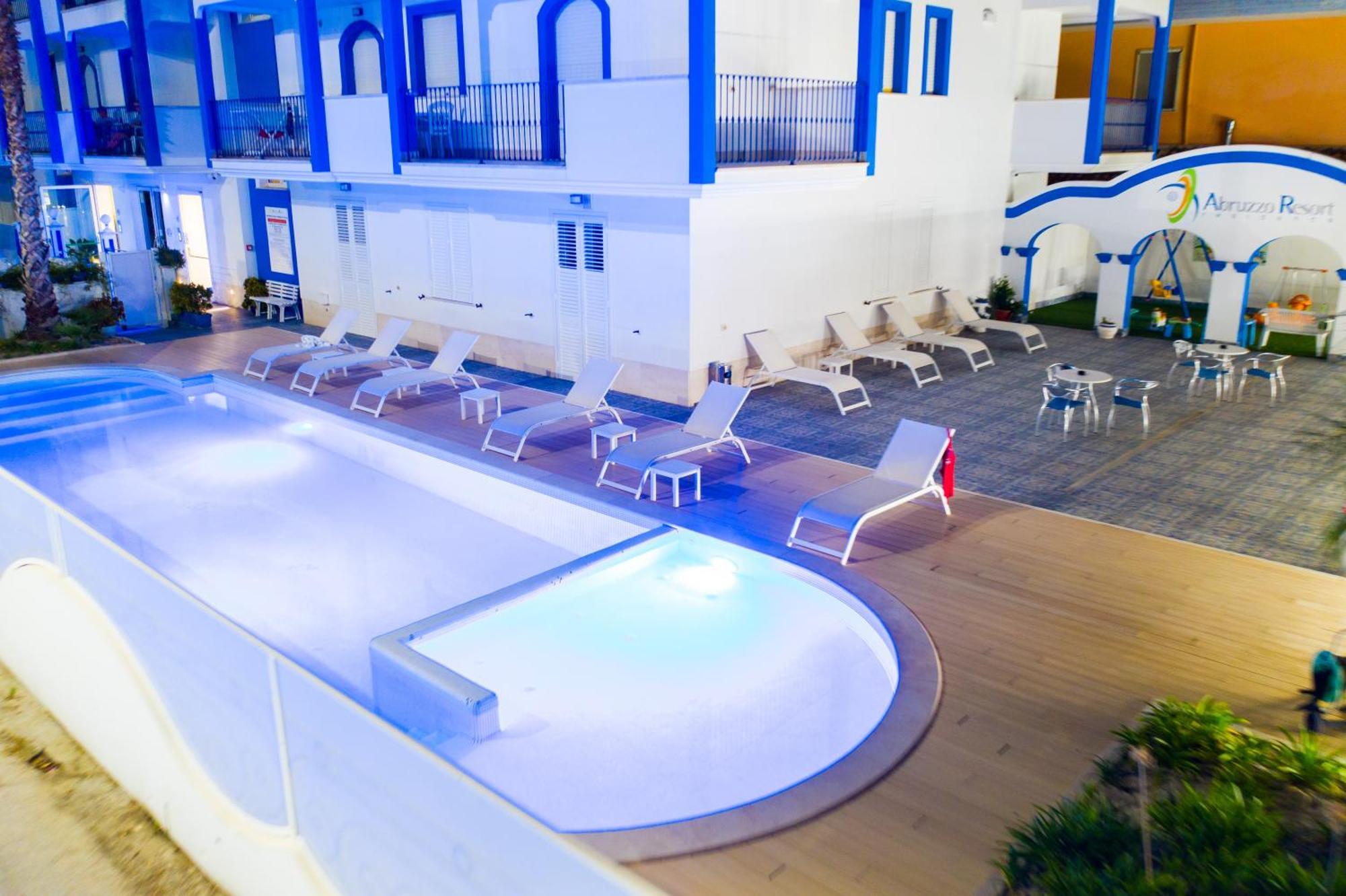 Residence Abruzzo Resort Tortoreto Exterior photo